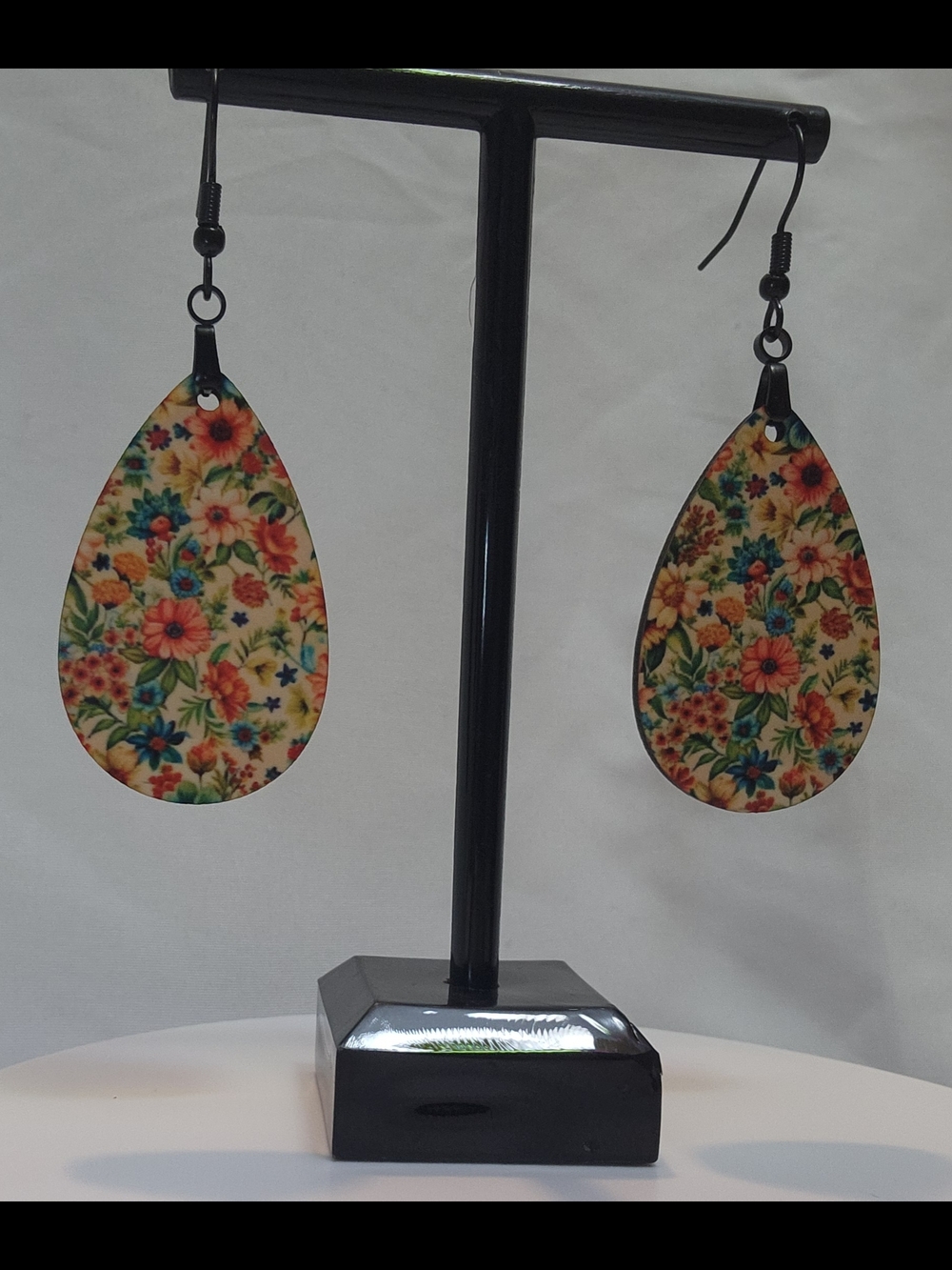 Floral Teardrop Dangle Earrings - Multicolor